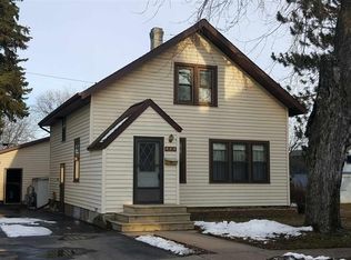 424 7th St, Cloquet, MN 55720