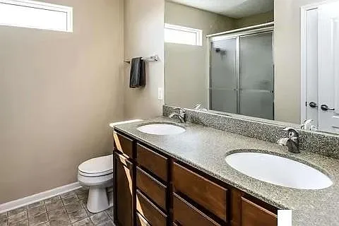 6111 S 188th St — Photo 30