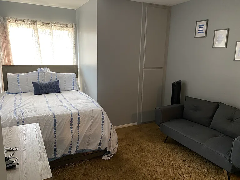 3800 Stocker St #19 — Photo 13