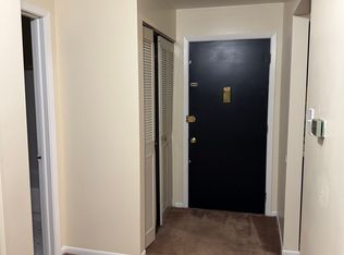 8970 N Parkside Ave, Des Plaines, IL 60016