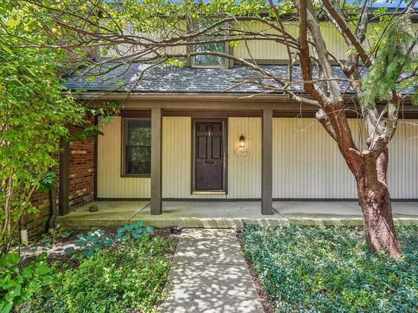 1595 McNaughten Rd, Columbus, OH 43232
