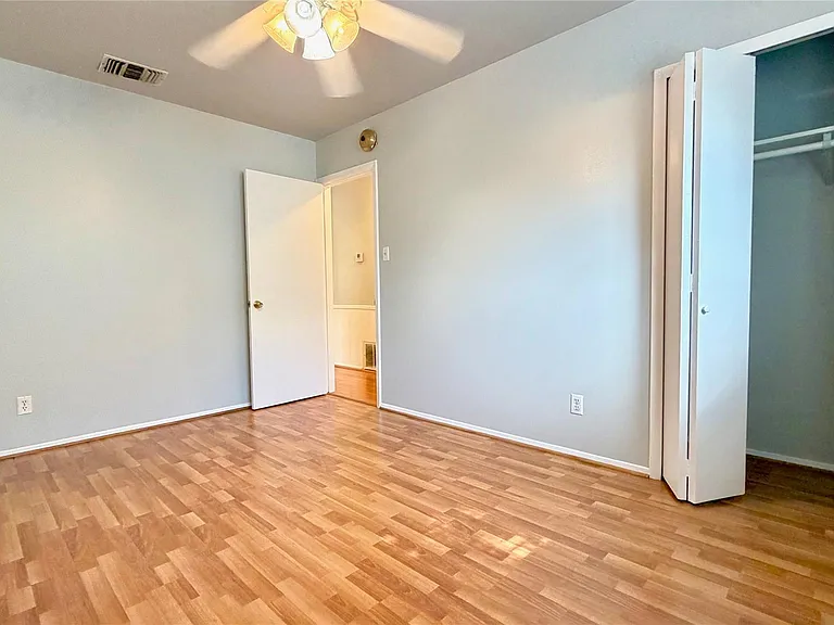 5213 Halmark Dr — Photo 15