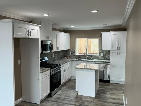 702 Billow Dr, San Diego, CA 92114