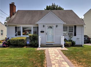 927 Birmingham St, Bridgeport, CT 06606