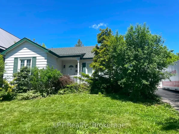 64 Marlatts Rd, Thorold, ON L2V 1N4