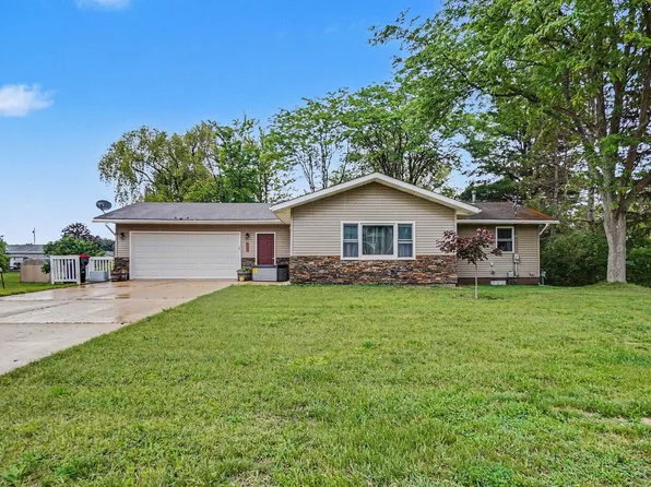 412 W Church Ave, Reed City, MI 49677