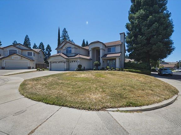 3rd image of 100 La Paz Ct