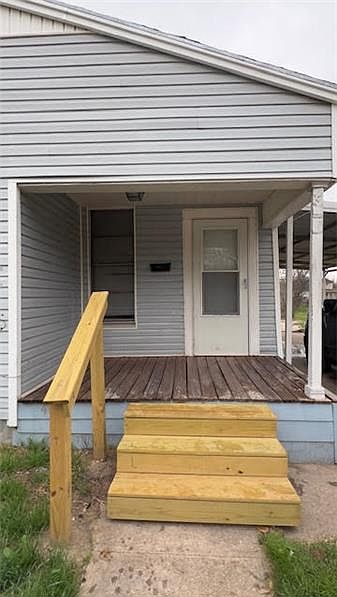 1st image of 304 N Criswell St