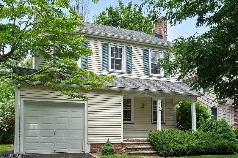 30 Darling Ave photo 1