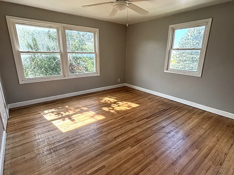 1254 W Mullan Ave — Photo 6