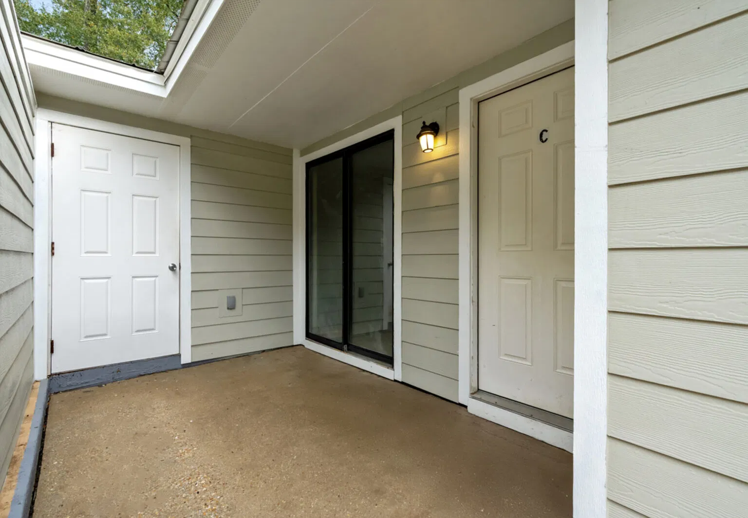6366 W Fairfield Dr C — Photo 4