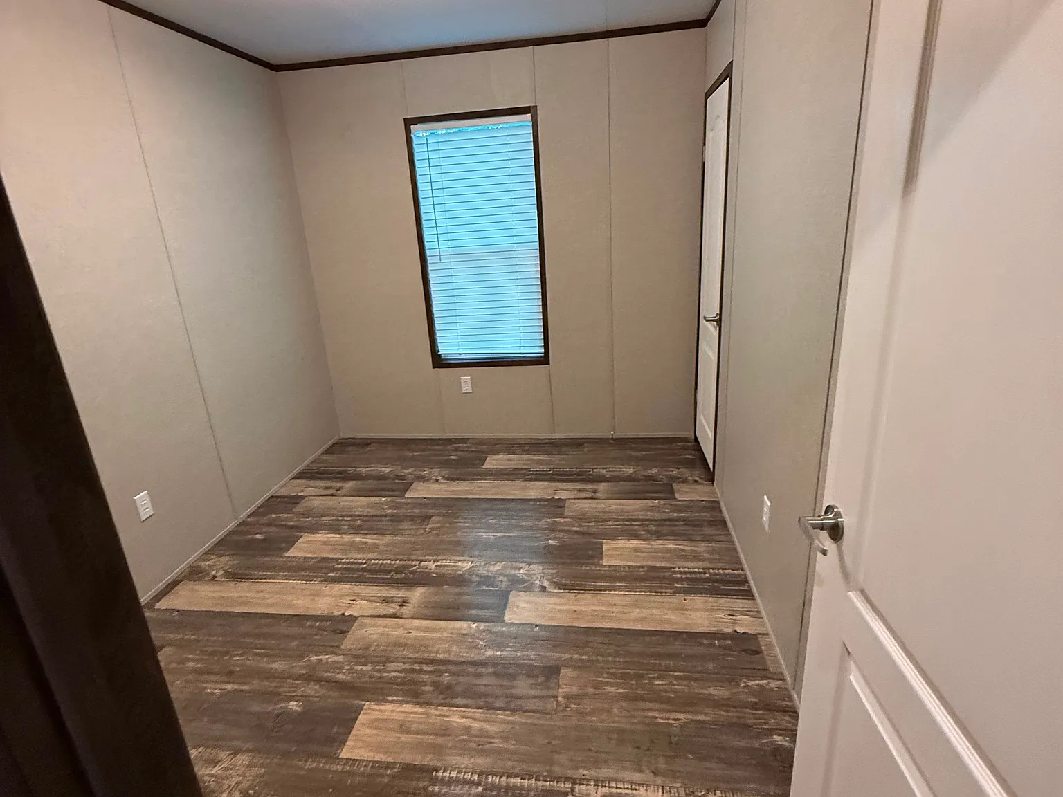 3 bed, 1190 sqft, $1,500 — Photo 4