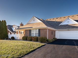 8306 Eagle Creek Dr, Lyndon, KY 40222