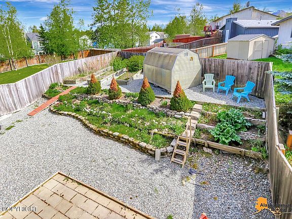2nd image of 3431 Lunar Cir
