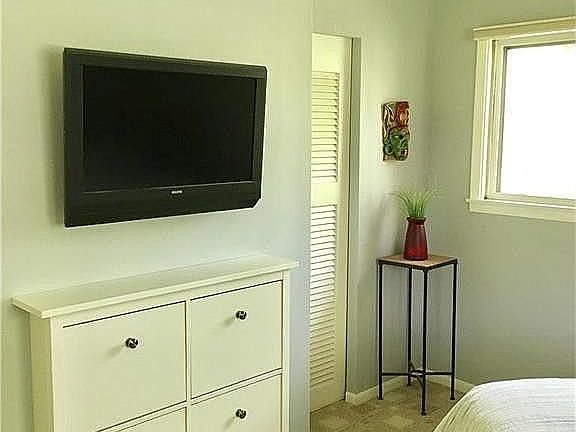 5th image of 150 Dockside Cir
