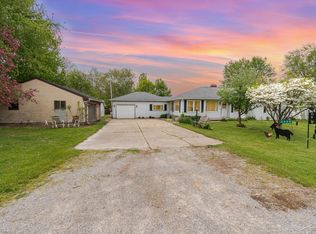 2430 S Four Mile Rd, Kawkawlin, MI 48631