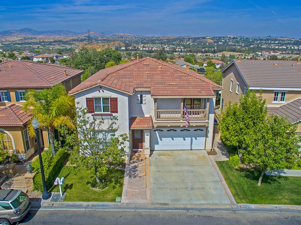 1st image of 27932 Agapanthus Ln