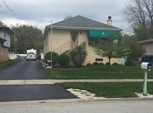 13811 Lawler Ave, Midlothian, IL 60445