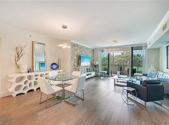 5th image of 2748 Tiburon Blvd E #C-304