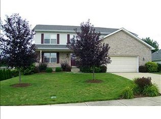 6049 E Meadow Ridge Rd, Columbus, IN 47203