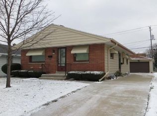 2976 S 56th St, Milwaukee, WI 53219