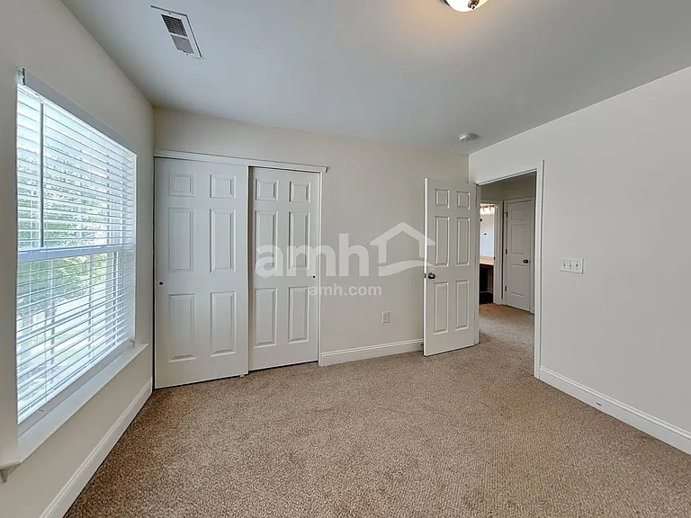 411 Waterlemon Way — Photo 19