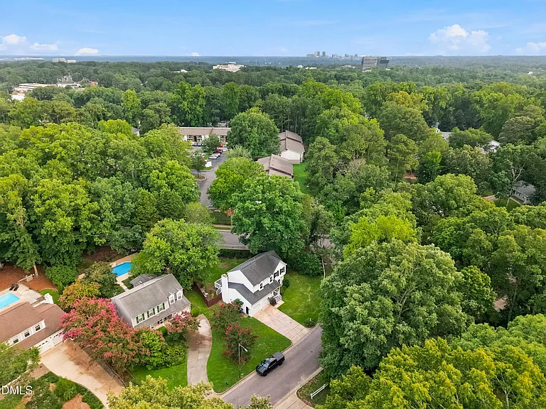 4300 Hickory Ridge Dr — Photo 39
