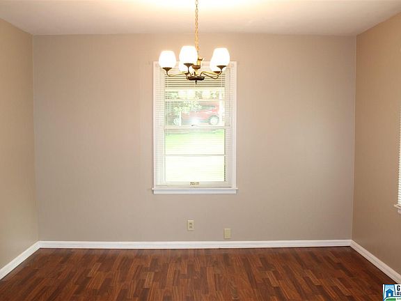 4th image of 1604 Woodland Dr