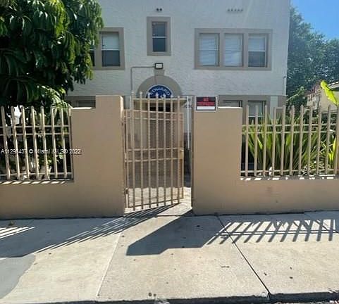 2nd image of 1060 NW 47th St APT 7