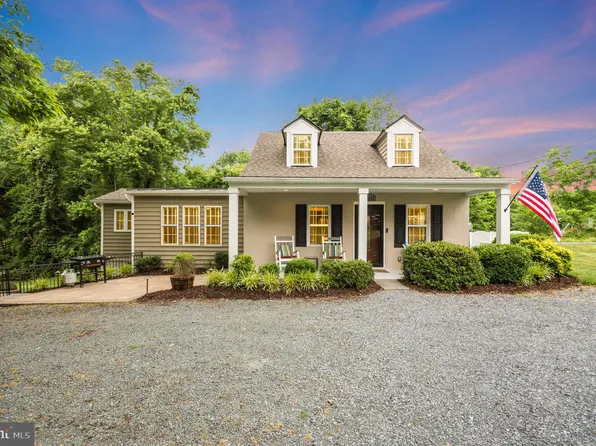 37203 Snickersville Tpke, Purcellville, VA 20132