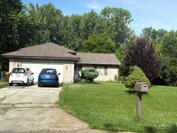 6184 Weathervane Ln, Machesney Park, IL 61115