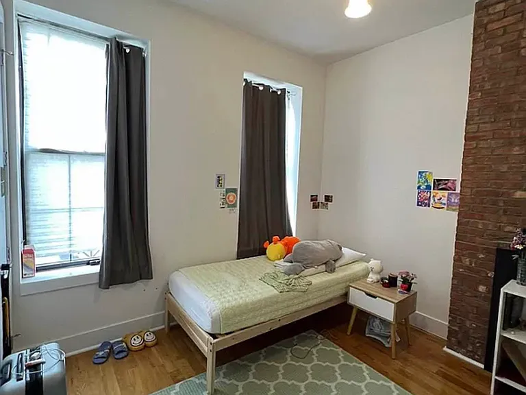841 Kent Ave #2 — Photo 10
