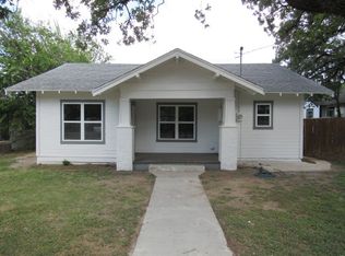 2204 Avenue E, Brownwood, TX 76801
