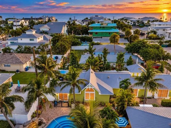 215 67TH STREET #6, HOLMES BEACH, FL 34217