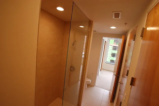 106 N High St #401 — Photo 14