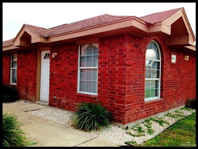 1st image of 3718 W Zelma St APT 2