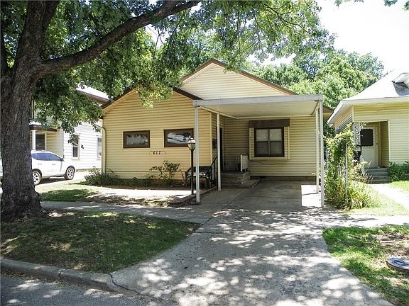 2nd image of 617 N Louisa Ave
