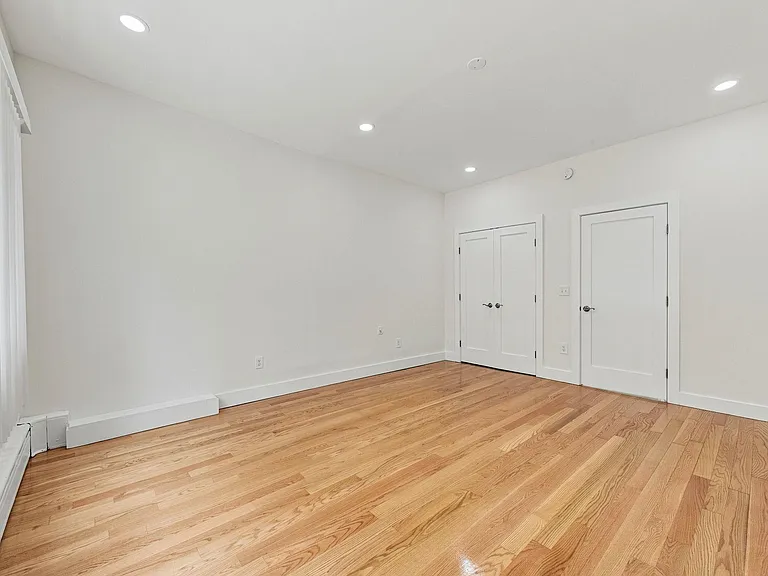 1017 Park Ave #G — Photo 7