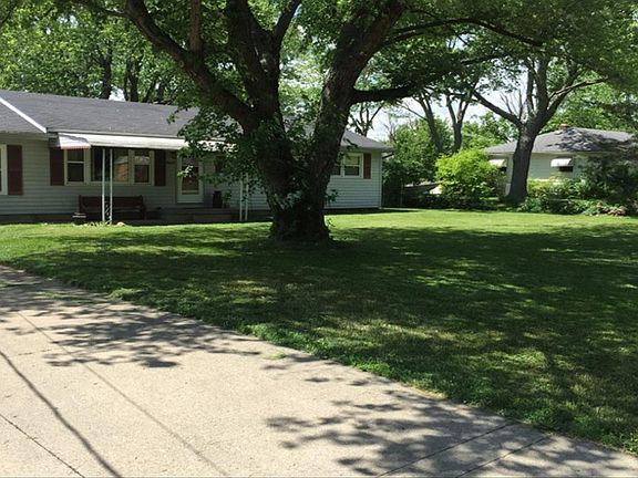 2nd image of 3655 Beatrice Dr