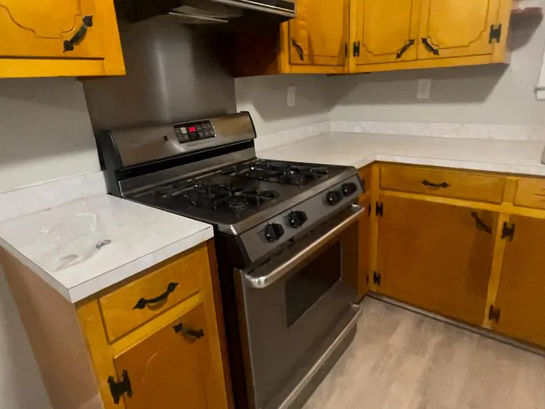 7130 Greenview Dr — Photo 13