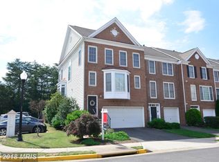 25223 Dunvegan Sq, Chantilly, VA 20152