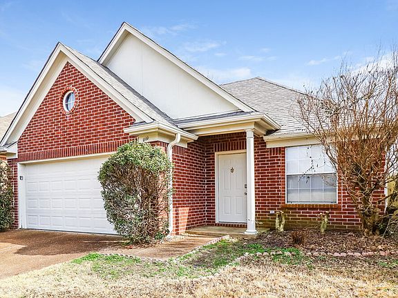 3rd image of 1110 Cross Wood Ln