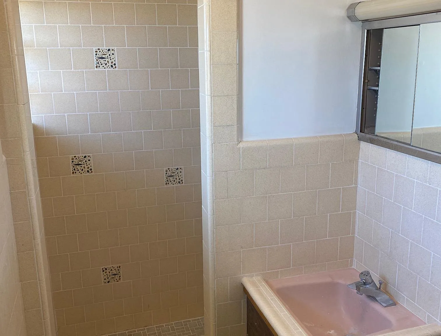 1 bed, 800 sqft, $900 — Photo 4