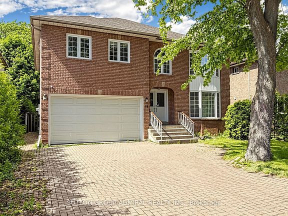 2nd image of 32 Northwood Dr