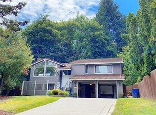 17111 NE 43rd Ter, Redmond, WA 98052