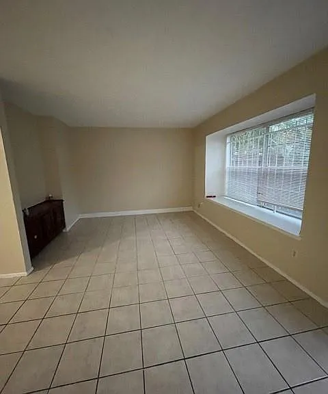 7141 Chasewood Dr — Photo 2