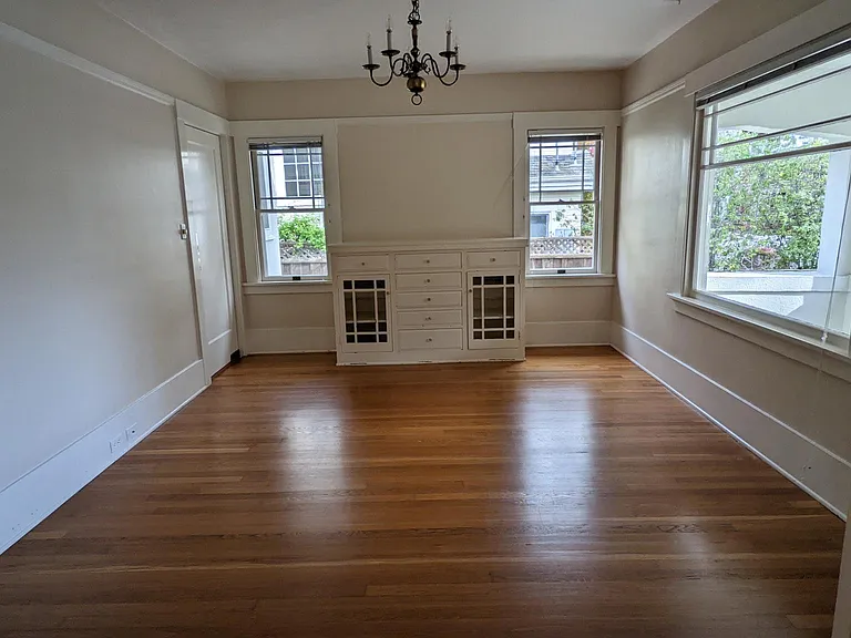 141 Cowper St — Photo 3