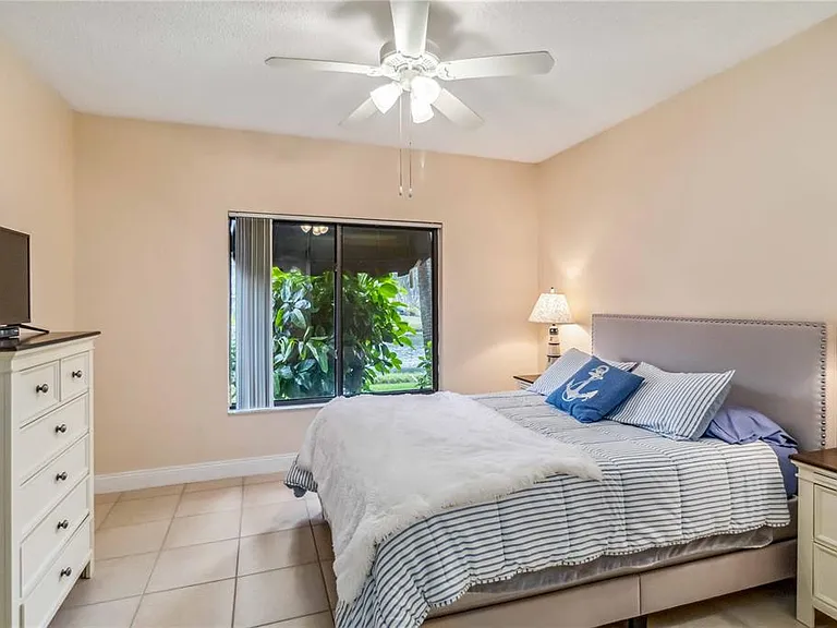 5734 Ashton Lake Dr #7 — Photo 16