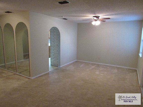 4th image of 2821 Lotus St