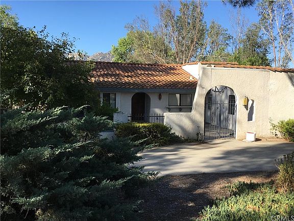 3rd image of 30433 Cabrillo Ave